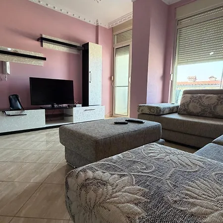 Apartment Beachfront Bliss Durrës